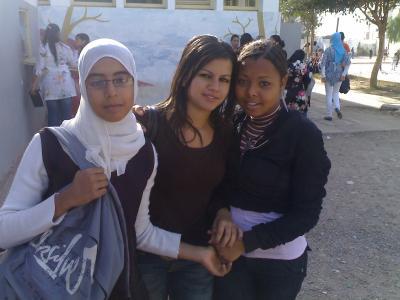 .*/.*/.*/./*/moi+halima+nadia.*/.*/.*/.*/.*/
